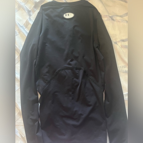 Under Armor compression base layer size S. Excellent condition black. - Picture 4 of 5